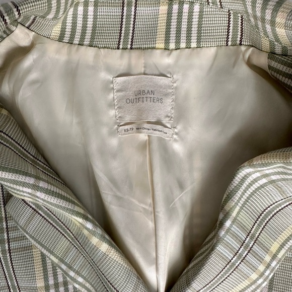 Urban Outfitters Women Light Green Oversized Double Breasted Blazer Size XS EUC - Picture 5 of 10